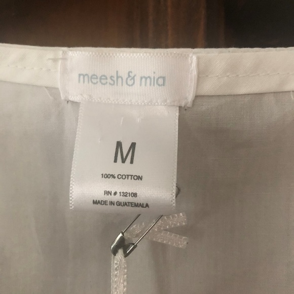 Meesh & Mia Ruffle Front Top - Picture 4 of 4